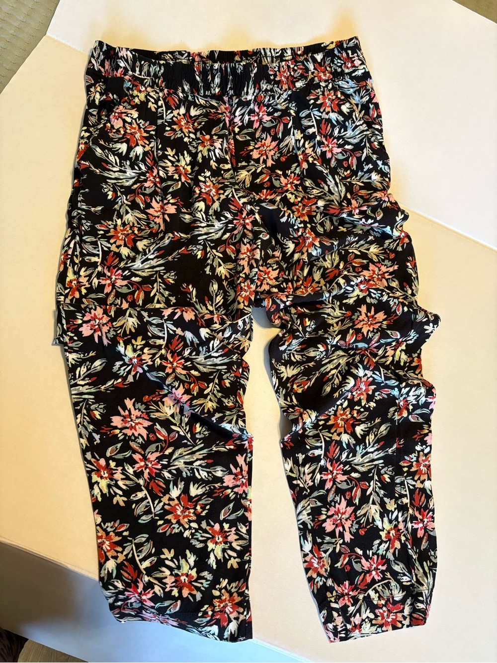 JESSICA SIMPSON Black Floral Pants with Pink & Green Print